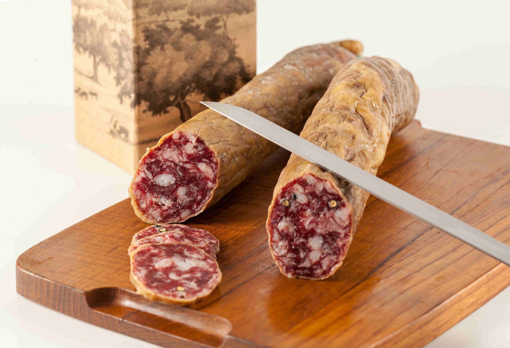 SEÑORÍO DE MONTANERA LANZA UNA SELECCIÓN DE EMBUTIDOS IBÉRICOS DE BELLOTA CON CERTIFICADO ECOLÓGICO