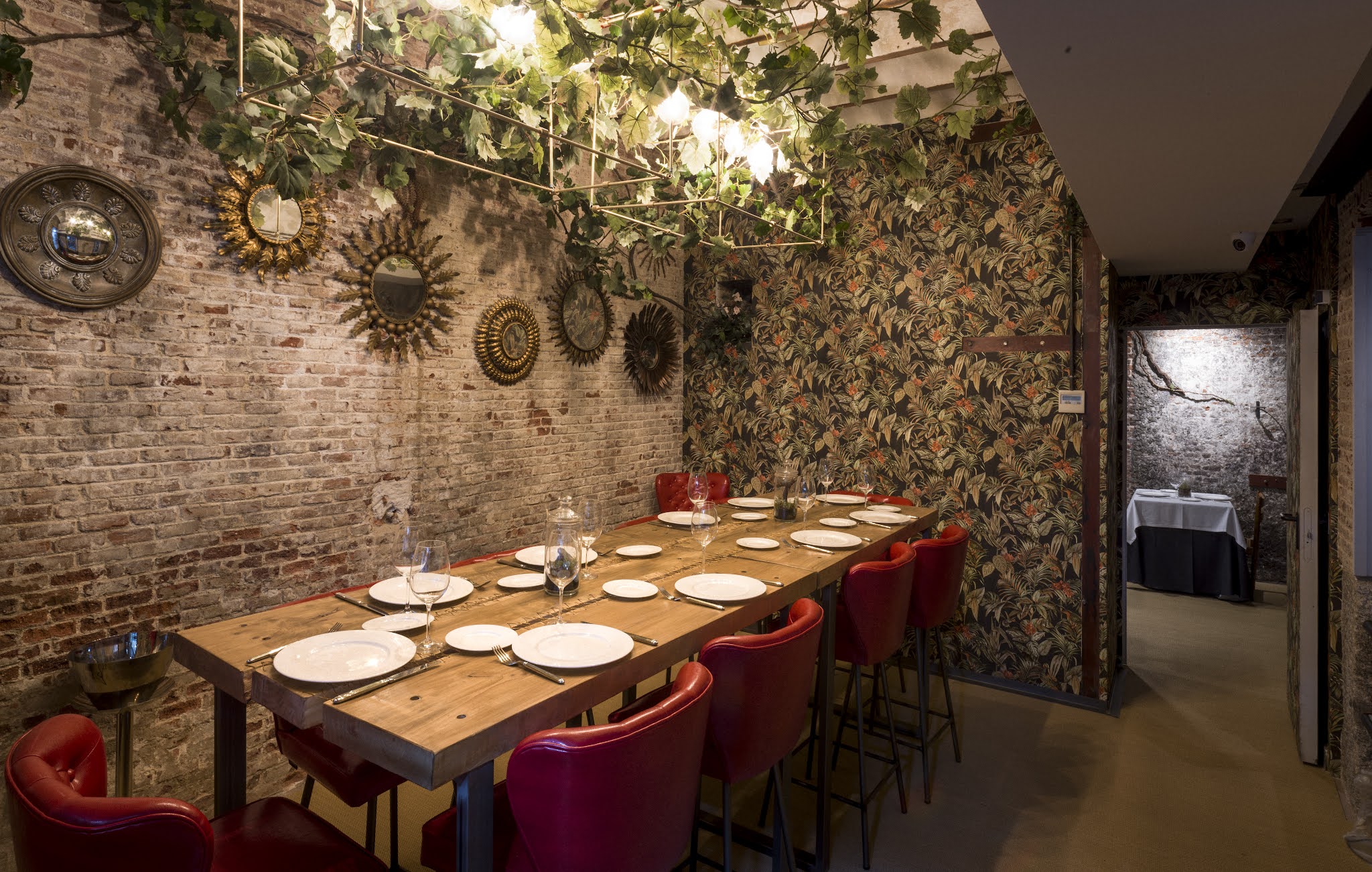 RESTAURANTE OLMO, UN VIAJE A LAS RAÍCES EN EL CENTRO DE MADRID